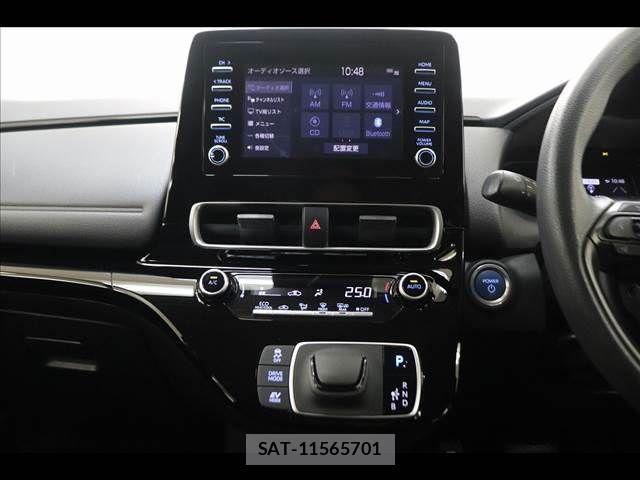 Toyota AQUA 2023-03 7875239-28