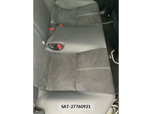 Toyota AQUA 2016-06 7875276-17