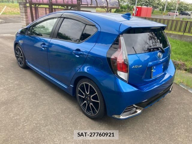 Toyota AQUA 2016-06 7875276-3