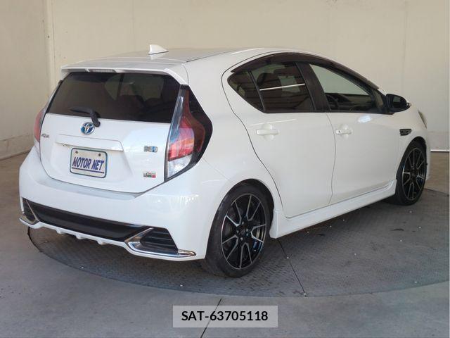 Toyota AQUA 2016-11 7875254-1