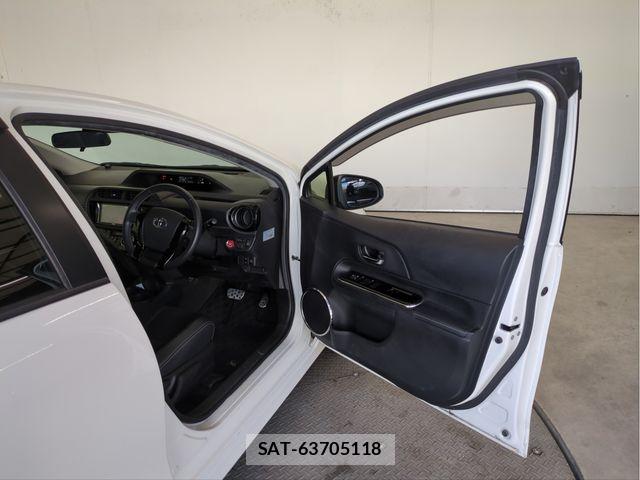 Toyota AQUA 2016-11 7875254-29
