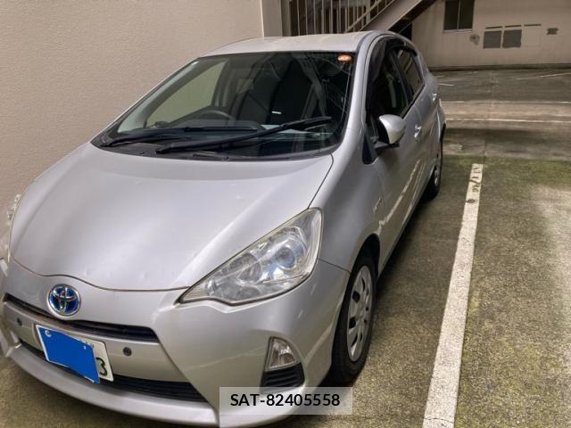 Toyota AQUA 2013-09 7875278-1