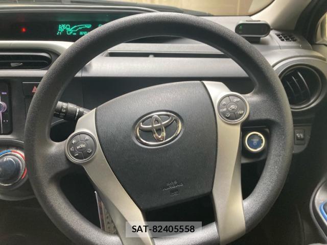 Toyota AQUA 2013-09 7875278-23