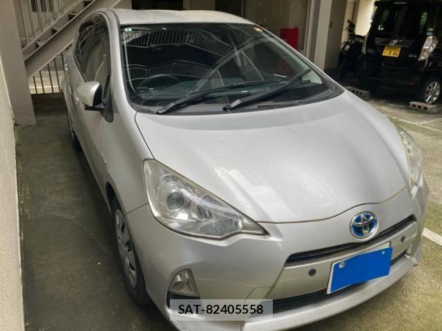 Toyota AQUA 2013-09 7875278-2