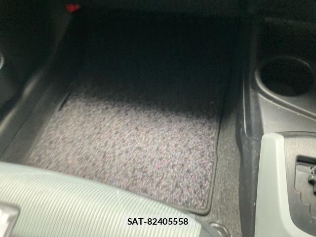 Toyota AQUA 2013-09 7875278-5
