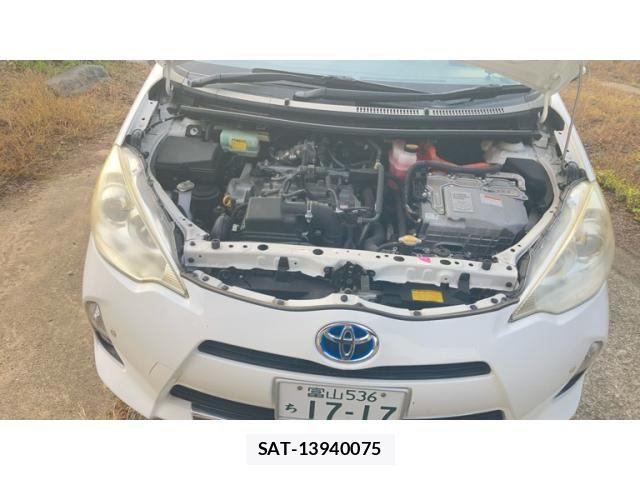 Toyota AQUA 2012-04 7875284-27
