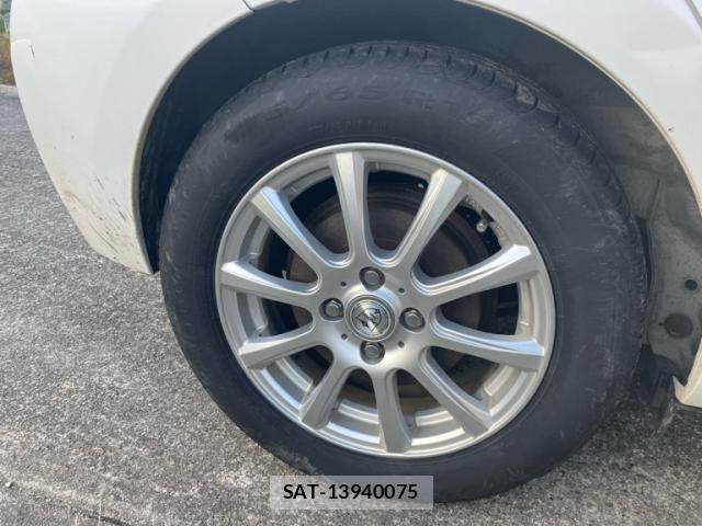 Toyota AQUA 2012-04 7875284-5