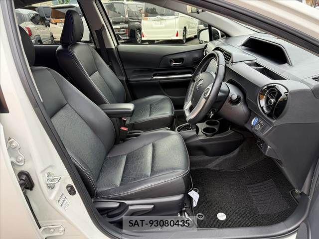 Toyota AQUA 2014-12 7875267-15