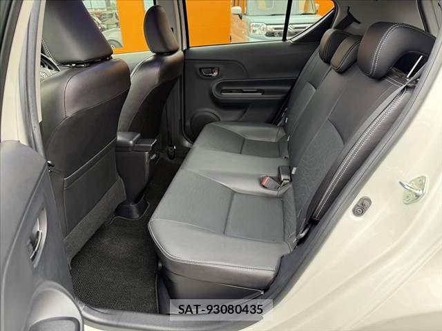 Toyota AQUA 2014-12 7875267-17