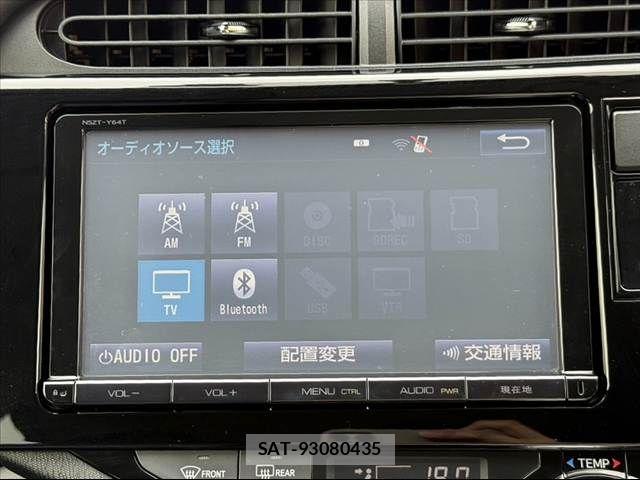 Toyota AQUA 2014-12 7875267-5