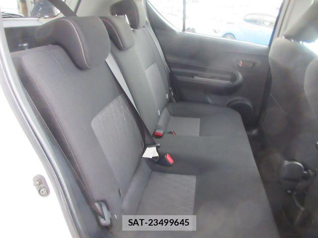Toyota AQUA 2021-06 7875244-10