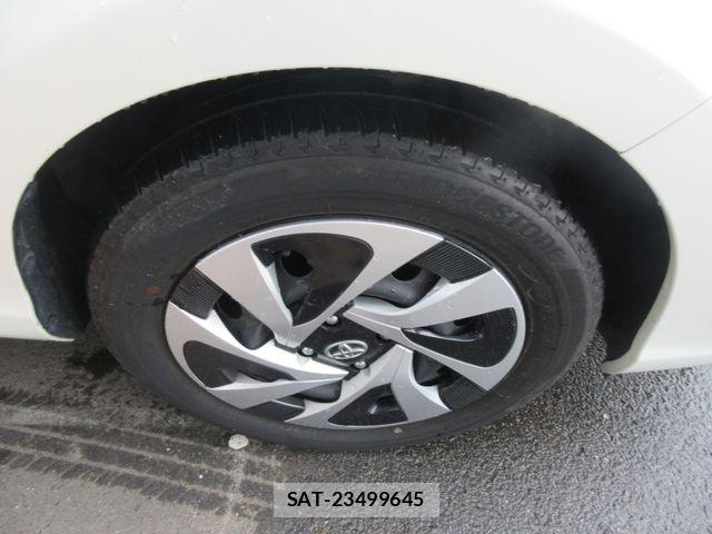 Toyota AQUA 2021-06 7875244-12