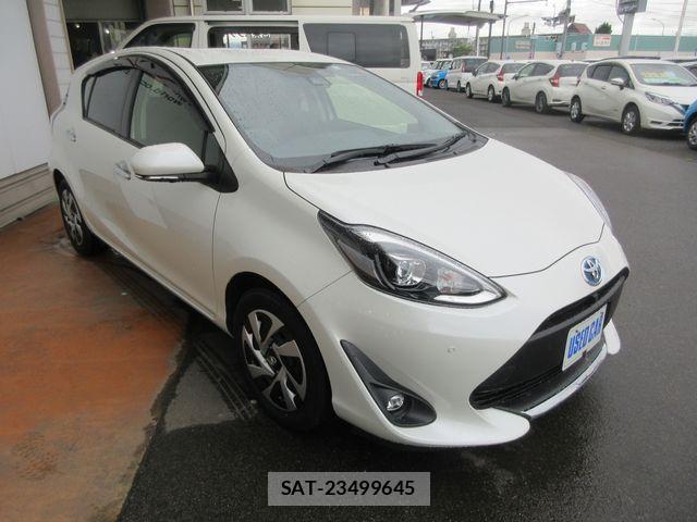 Toyota AQUA 2021-06 7875244-2