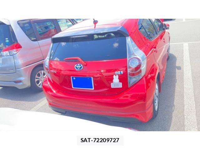 Toyota AQUA 2012-09 7875290-10