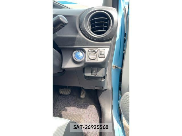 Toyota AQUA 2012-03 7875283-10