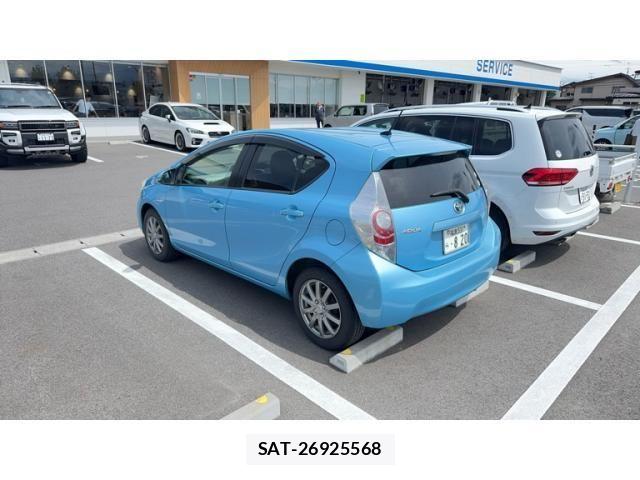 Toyota AQUA 2012-03 7875283-1