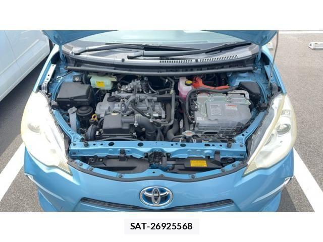 Toyota AQUA 2012-03 7875283-7