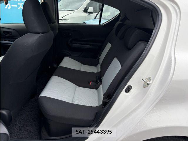 Toyota AQUA 2014-12 7875279-4