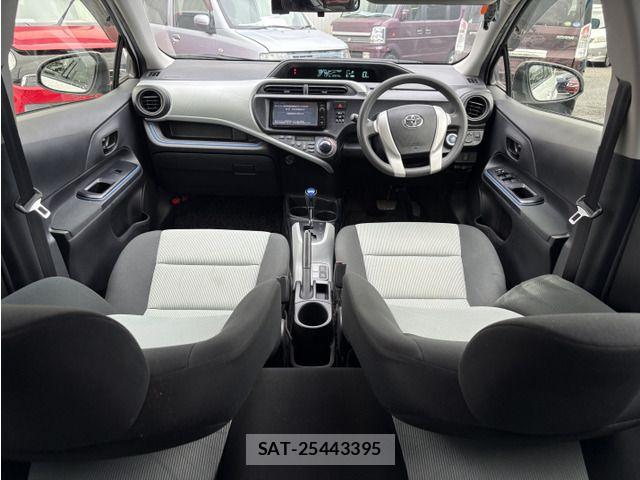Toyota AQUA 2014-12 7875279-5