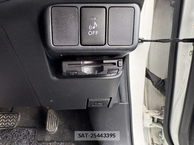 Toyota AQUA 2014-12 7875279-6