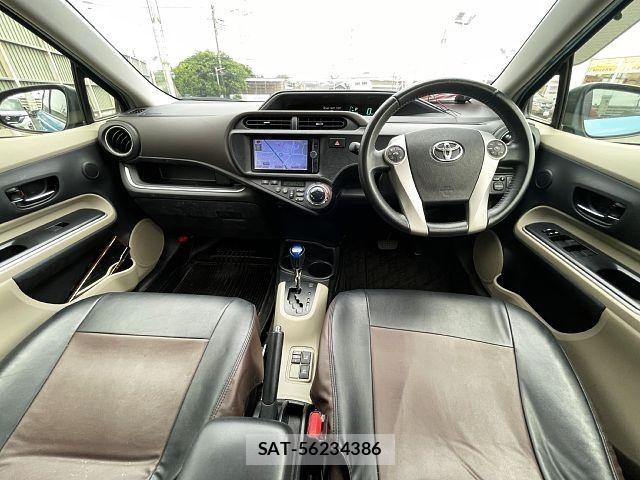 Toyota AQUA 2013-08 7875275-1