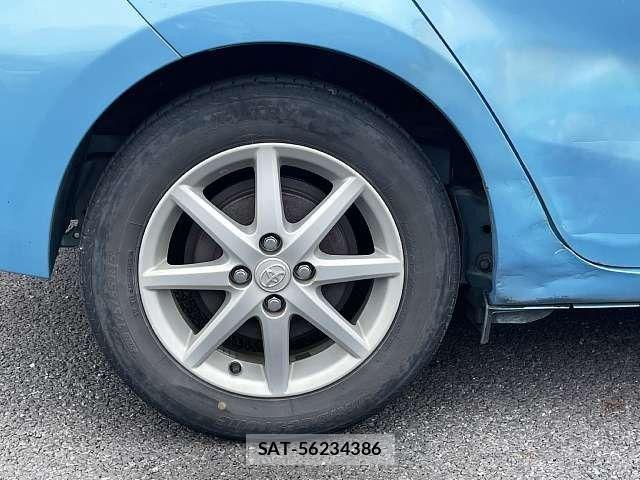Toyota AQUA 2013-08 7875275-3