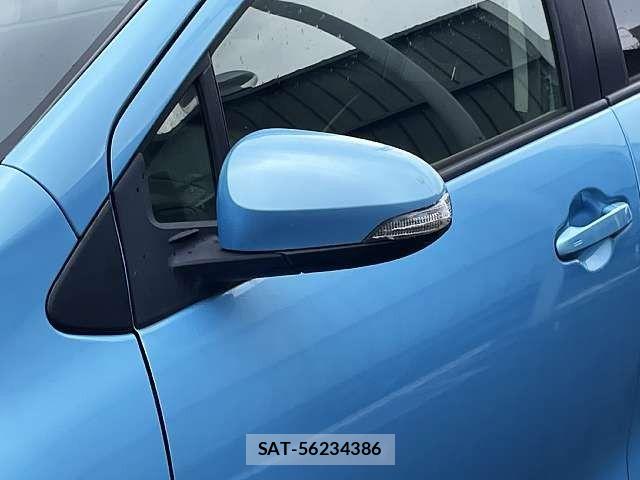 Toyota AQUA 2013-08 7875275-7