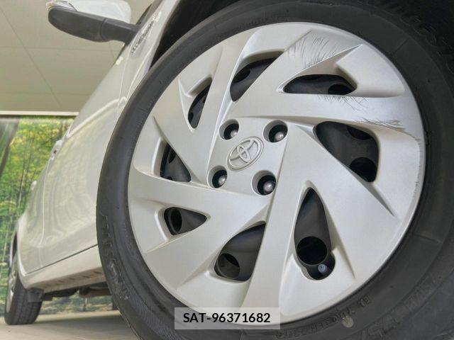 Toyota AQUA 2015-12 7875261-12