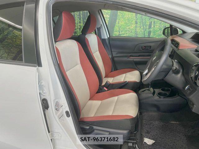 Toyota AQUA 2015-12 7875261-7