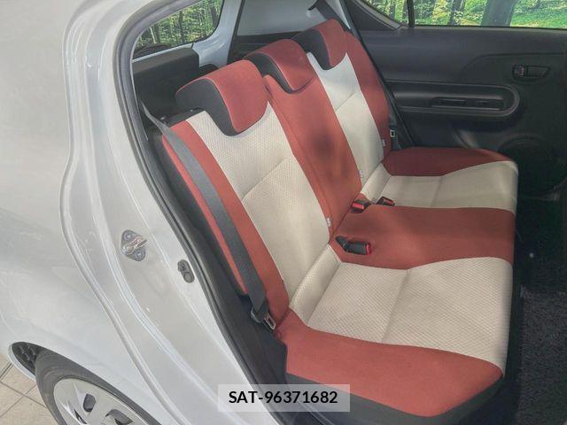 Toyota AQUA 2015-12 7875261-8