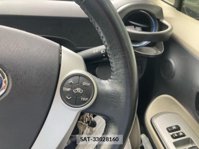 Toyota AQUA 2013-04 7875280-15