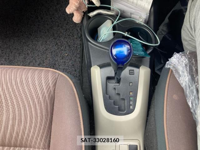 Toyota AQUA 2013-04 7875280-21