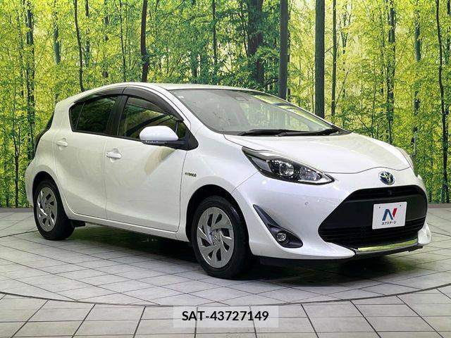 Toyota AQUA 2019-09 7875242-16