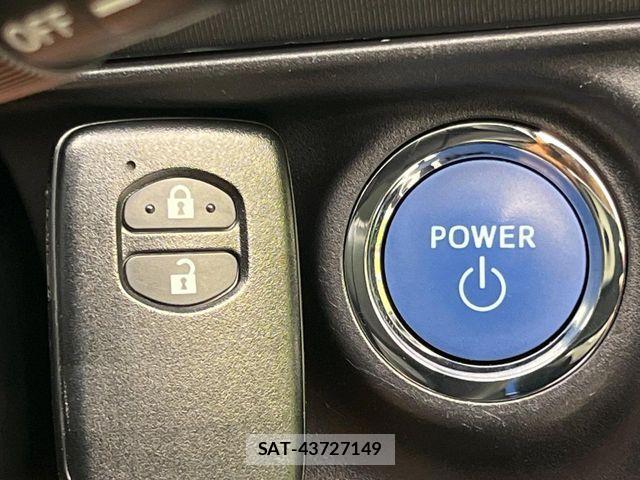 Toyota AQUA 2019-09 7875242-6