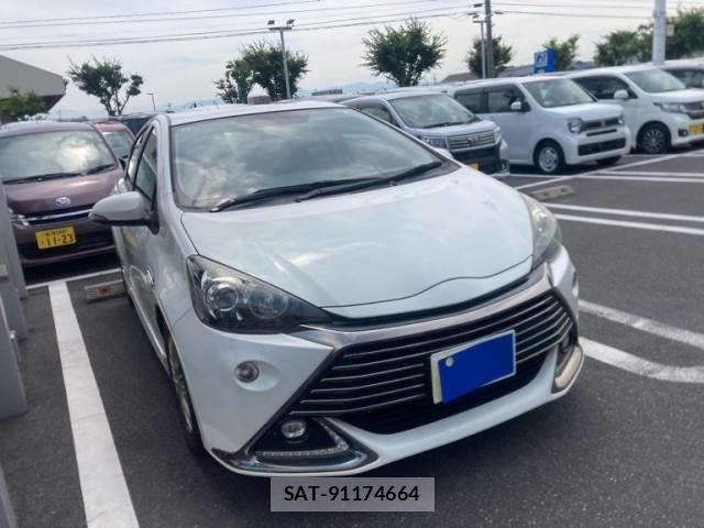 Toyota AQUA 2015-09 7875272-0