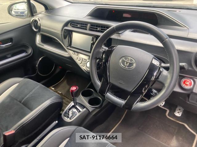 Toyota AQUA 2015-09 7875272-7