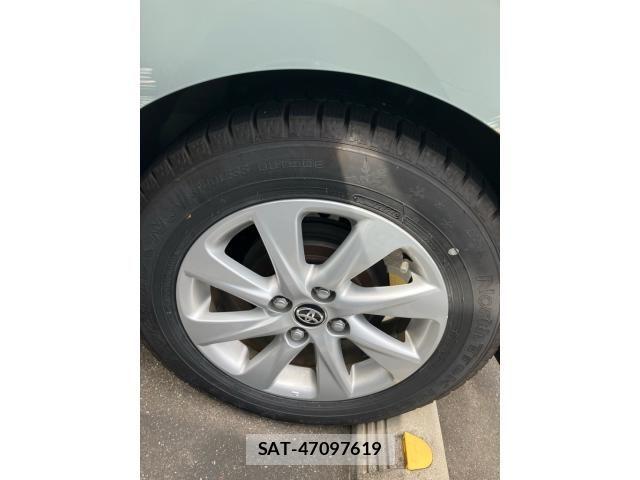 Toyota AQUA 2021-12 7875243-4