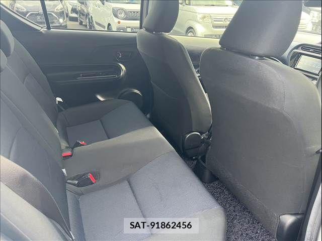 Toyota AQUA 2015-10 7875266-13