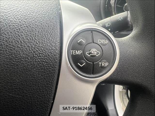 Toyota AQUA 2015-10 7875266-24