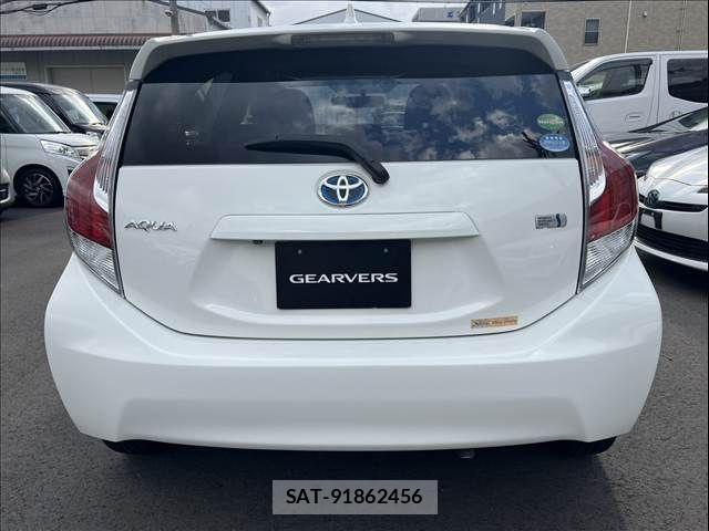 Toyota AQUA 2015-10 7875266-7