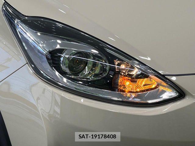 Toyota AQUA 2018-03 7875246-11