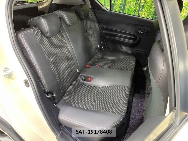 Toyota AQUA 2018-03 7875246-8