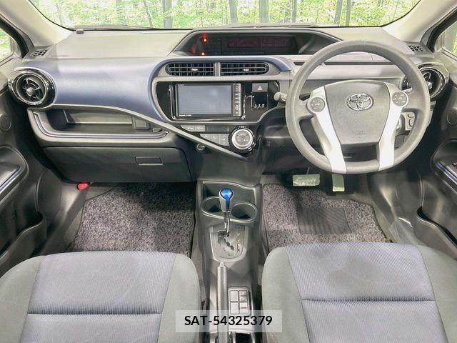 Toyota AQUA 2016-03 7875256-1
