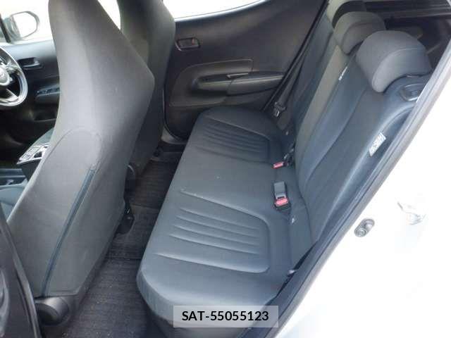 Toyota AQUA 2022-07 7875251-10