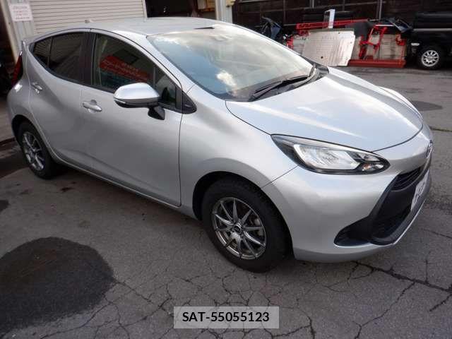 Toyota AQUA 2022-07 7875251-2