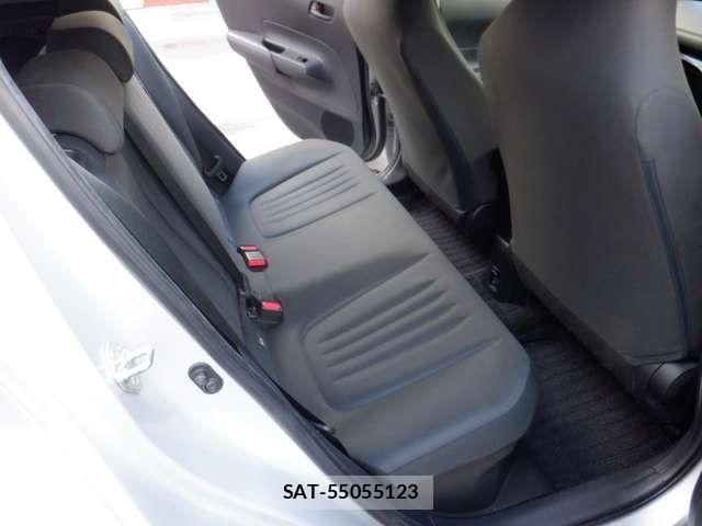 Toyota AQUA 2022-07 7875251-8