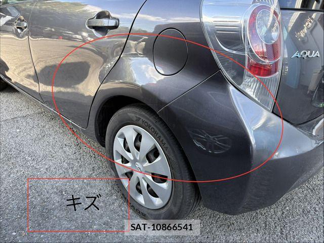 Toyota AQUA 2013-10 7875270-10
