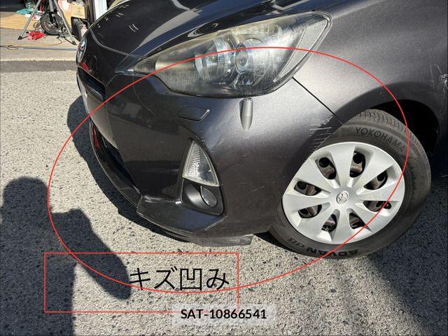 Toyota AQUA 2013-10 7875270-11