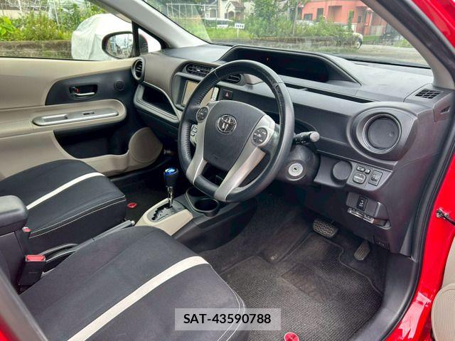 Toyota AQUA 2012-06 7875277-8