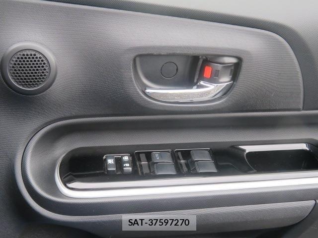 Toyota AQUA 2017-11 7875260-17